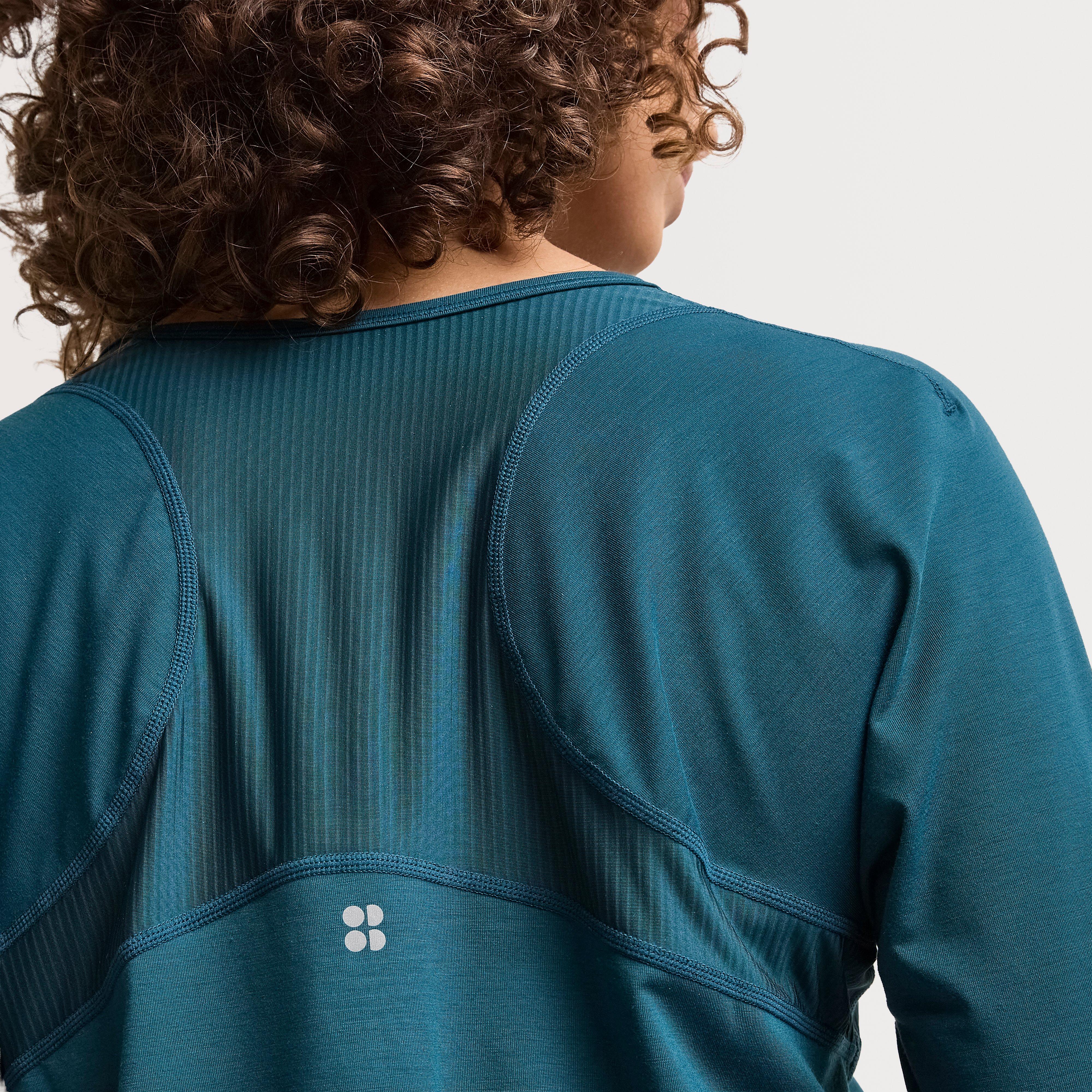 Women's Breathe Easy Mesh Long Sleeve Top - Image 4