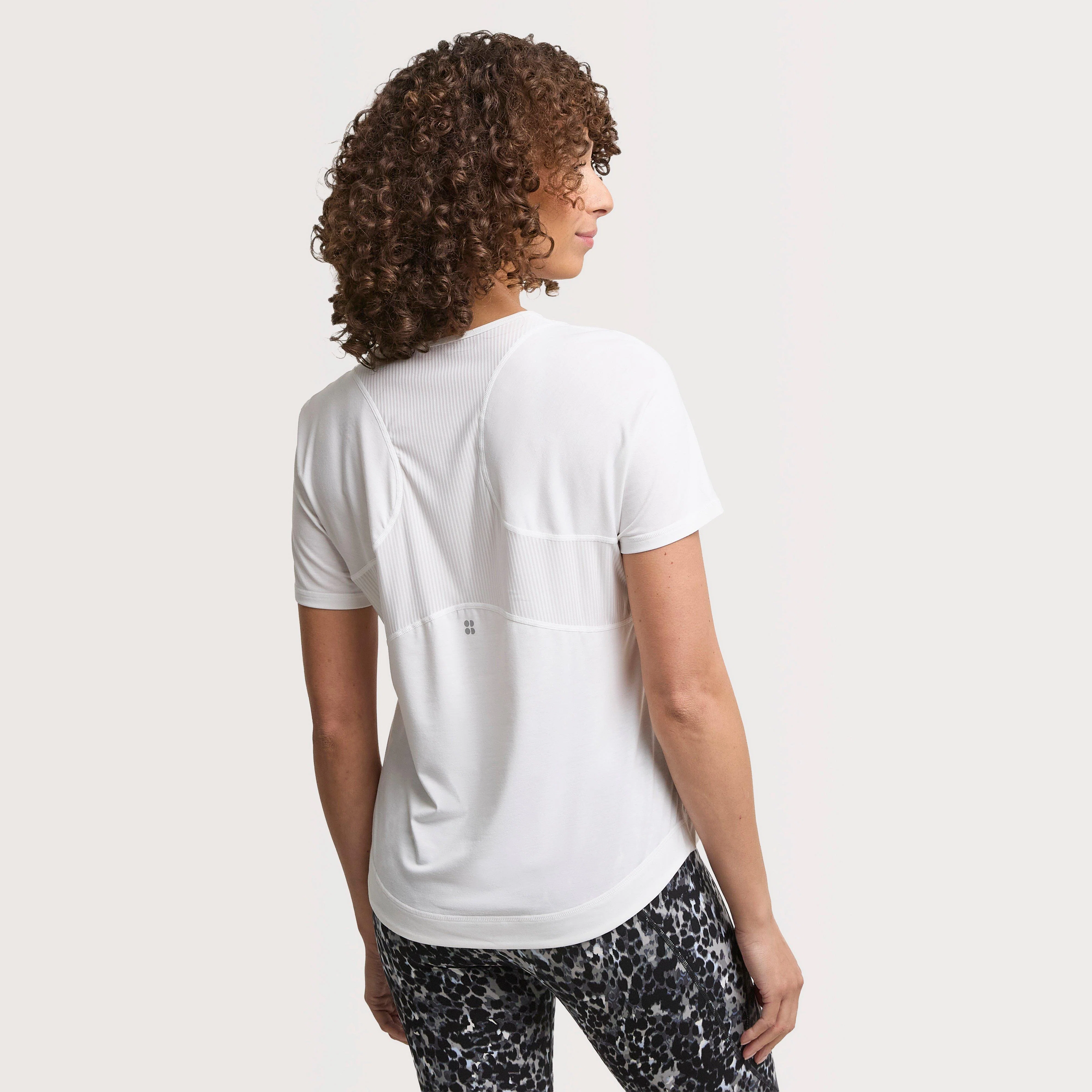 Women's Breathe Easy Round Neck T-Shirt - Image 3