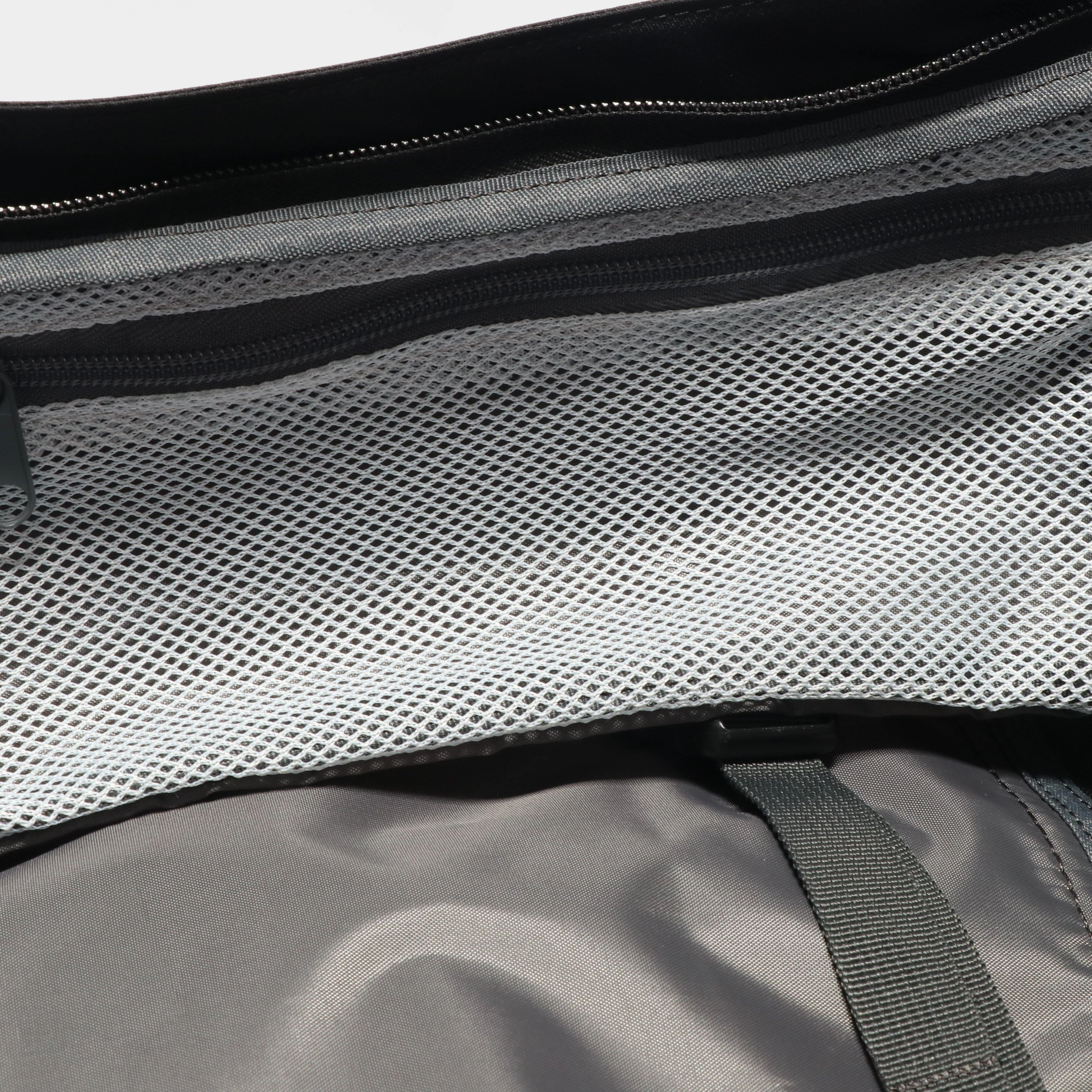 Colossus 65+20L Rucksack - Image 16