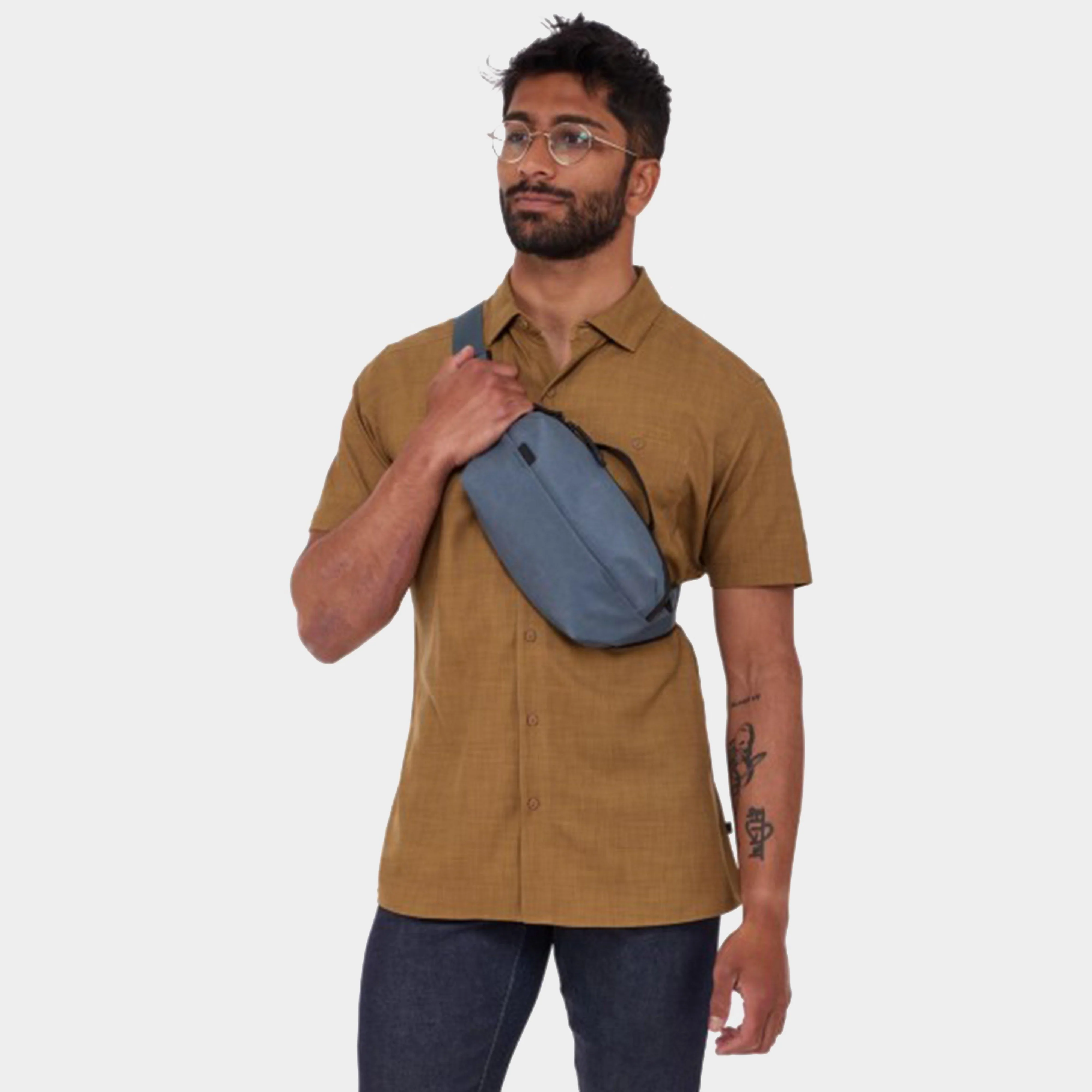 Aion Sling Bag - Image 4
