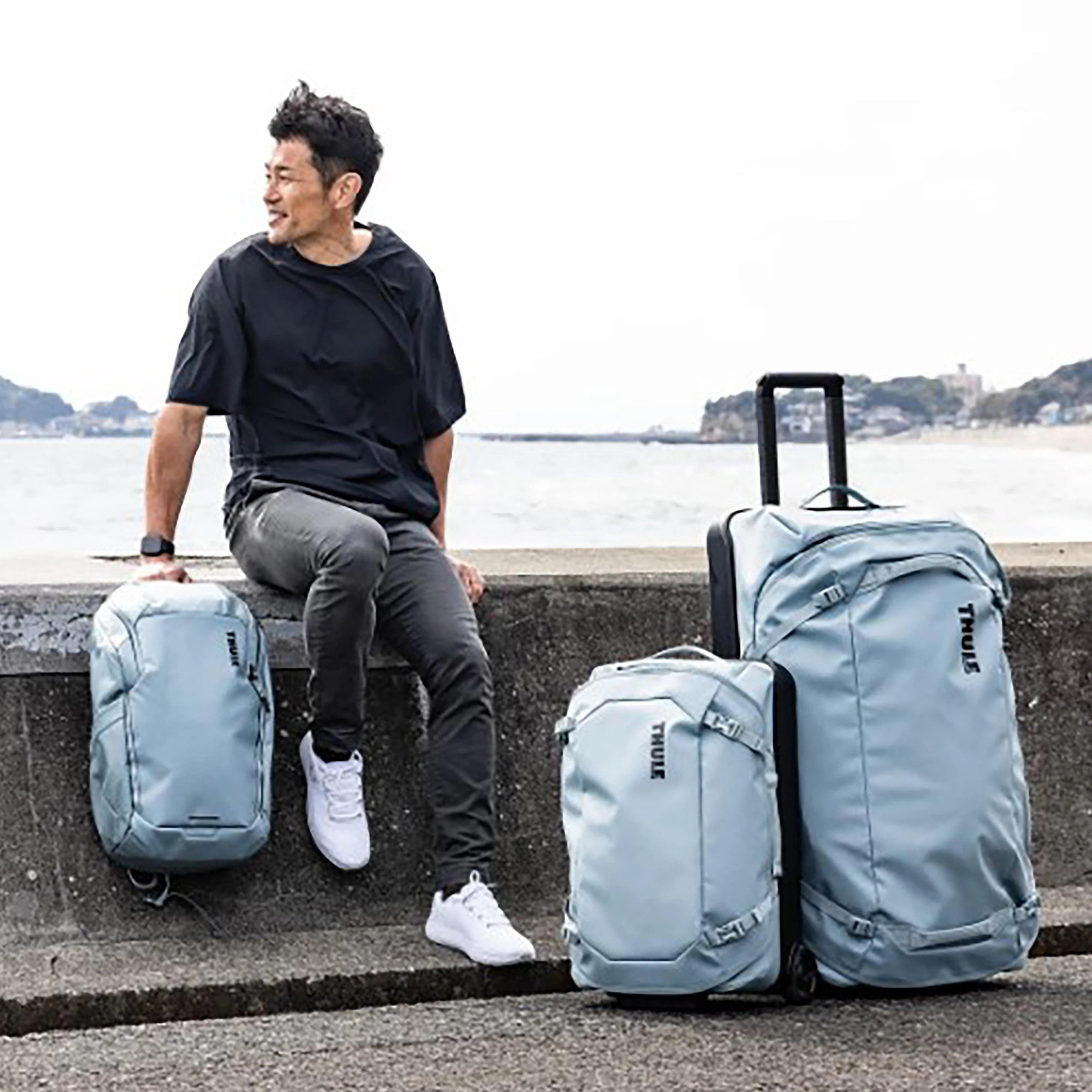 Chasm Check In Wheeled Duffel Suitcase - Image 6