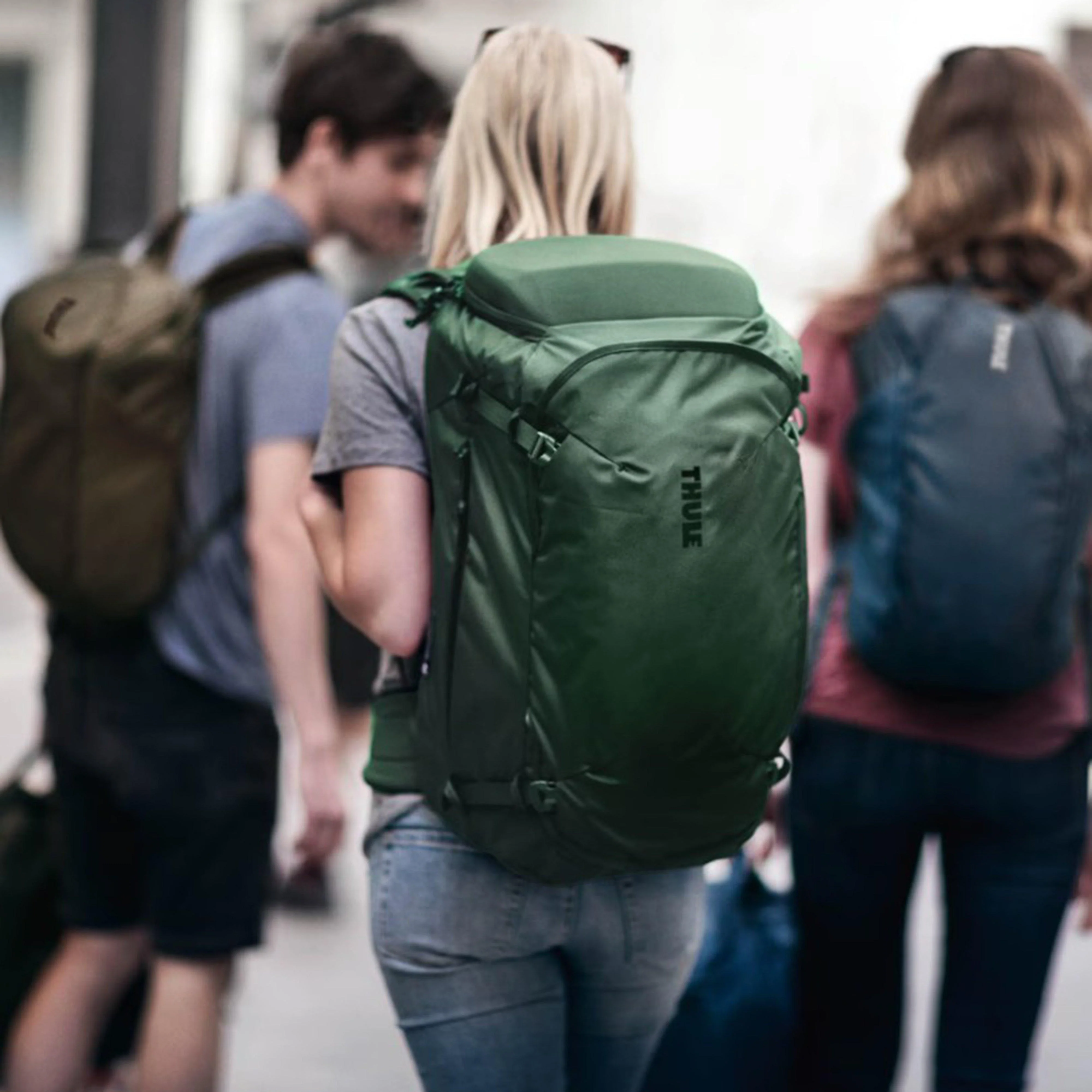Landmark 60L Women’s Travel Pack - Image 8