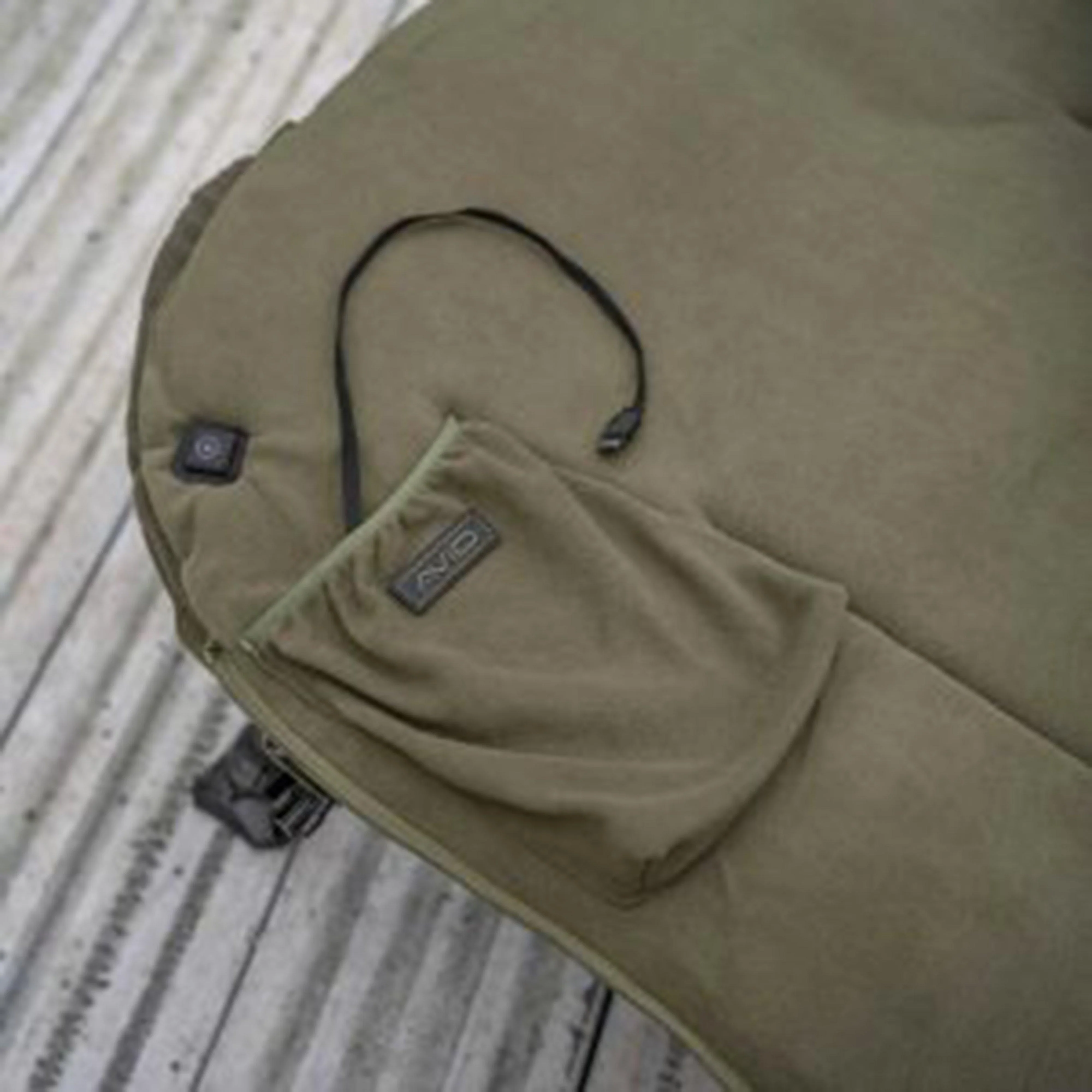 Big Snooze + Smooth Sleeping Bag - Image 2