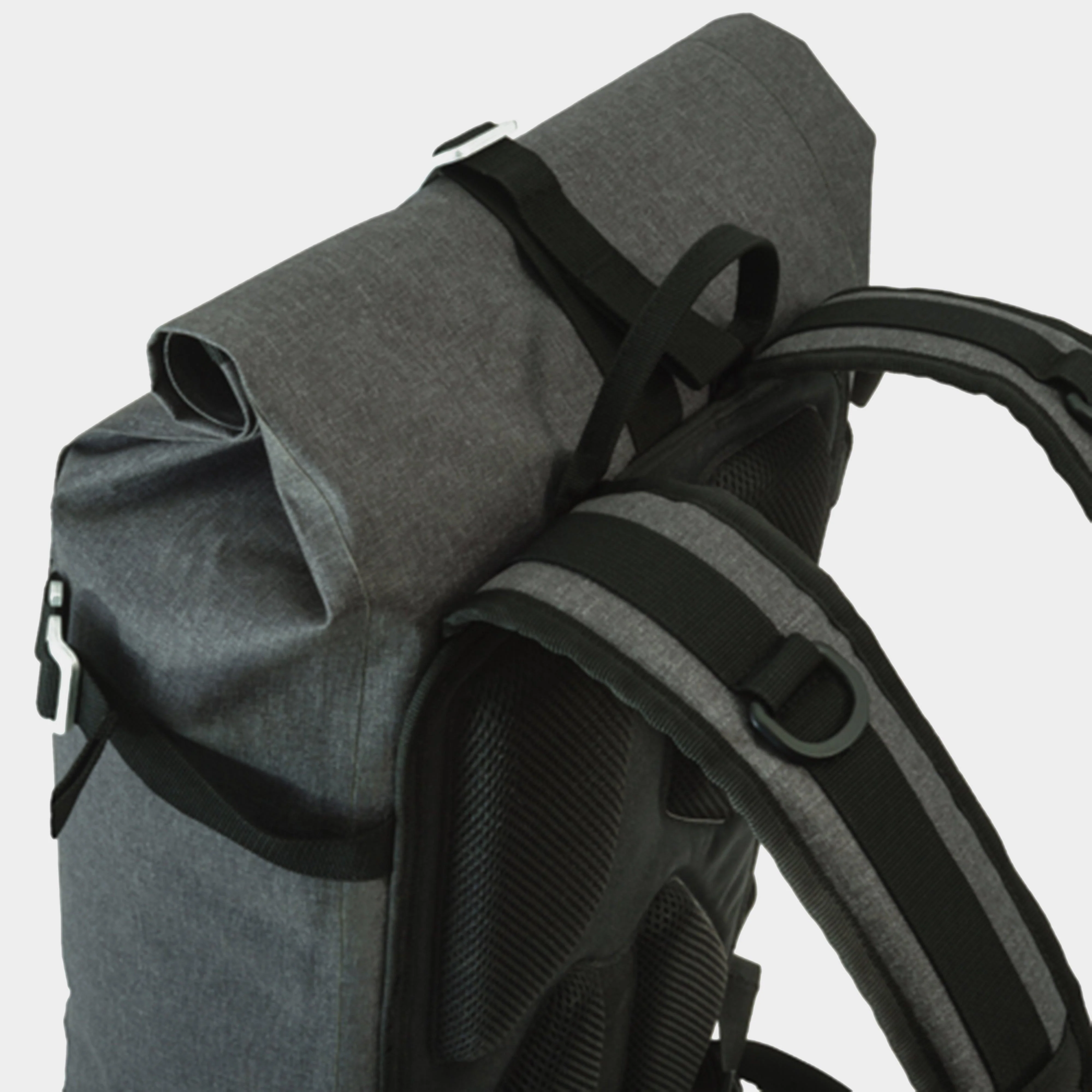 Keswick 25L Waterproof Backpack - Image 4