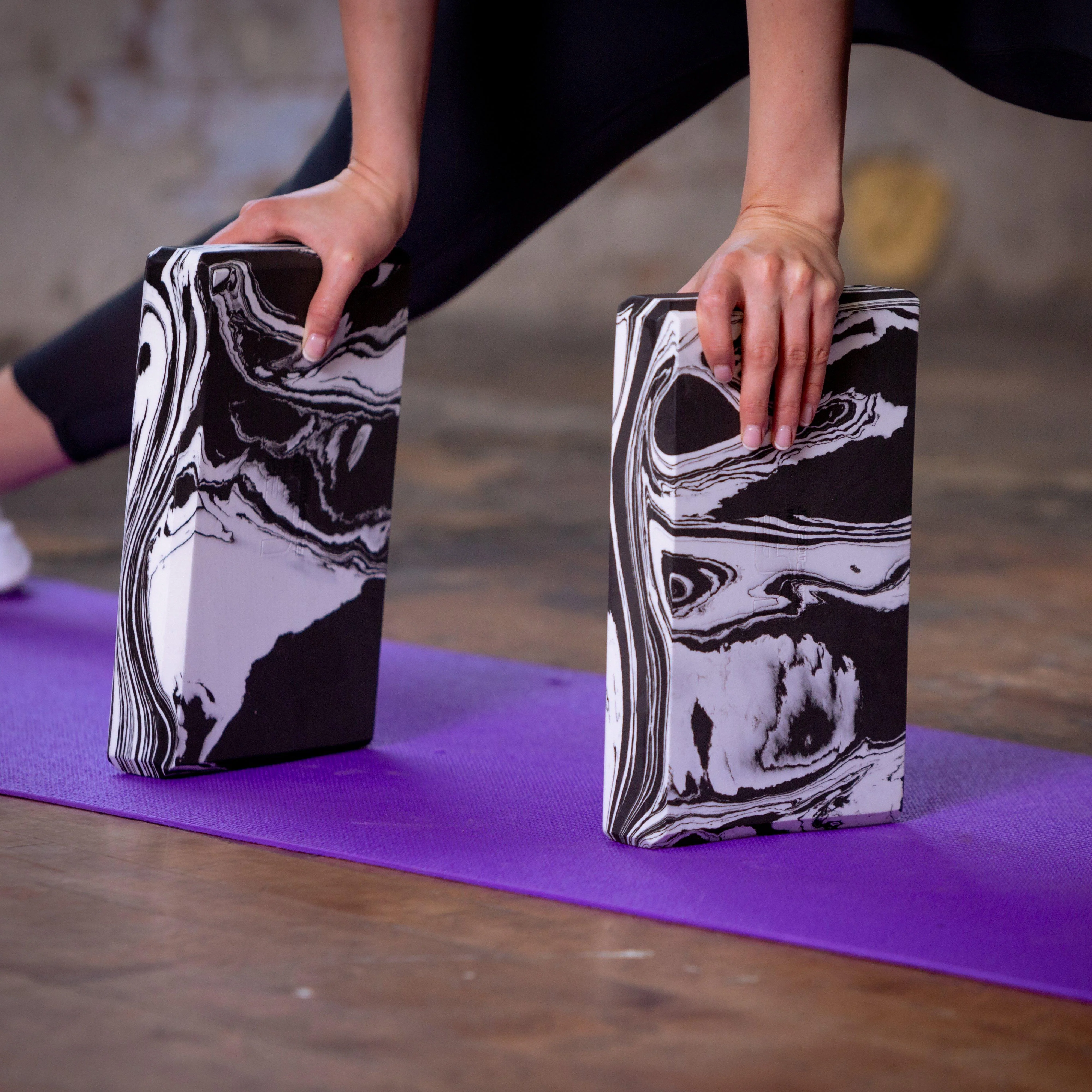 Marbled Yoga Block - Image 4