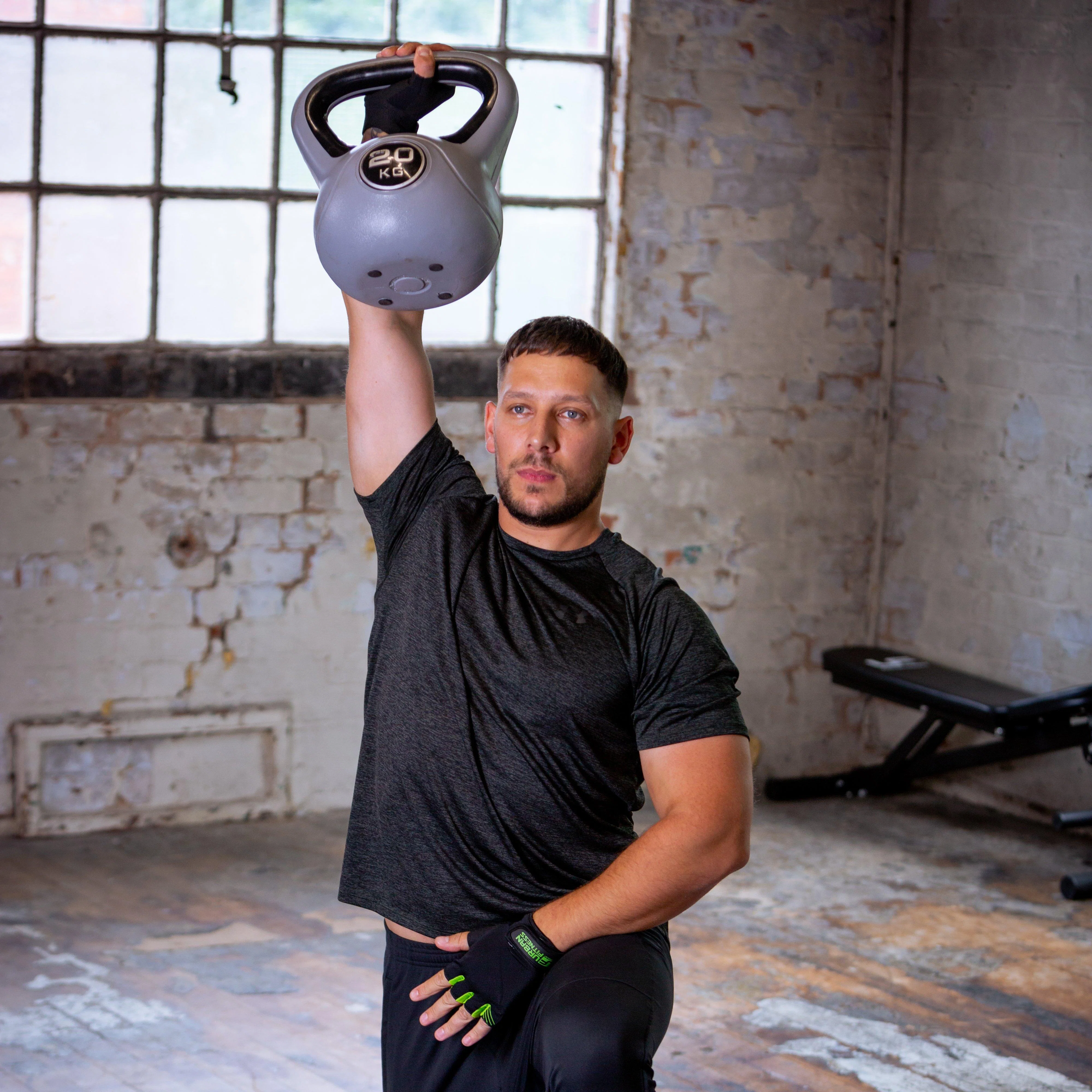 Vinyl Kettlebell 20kg - Image 3