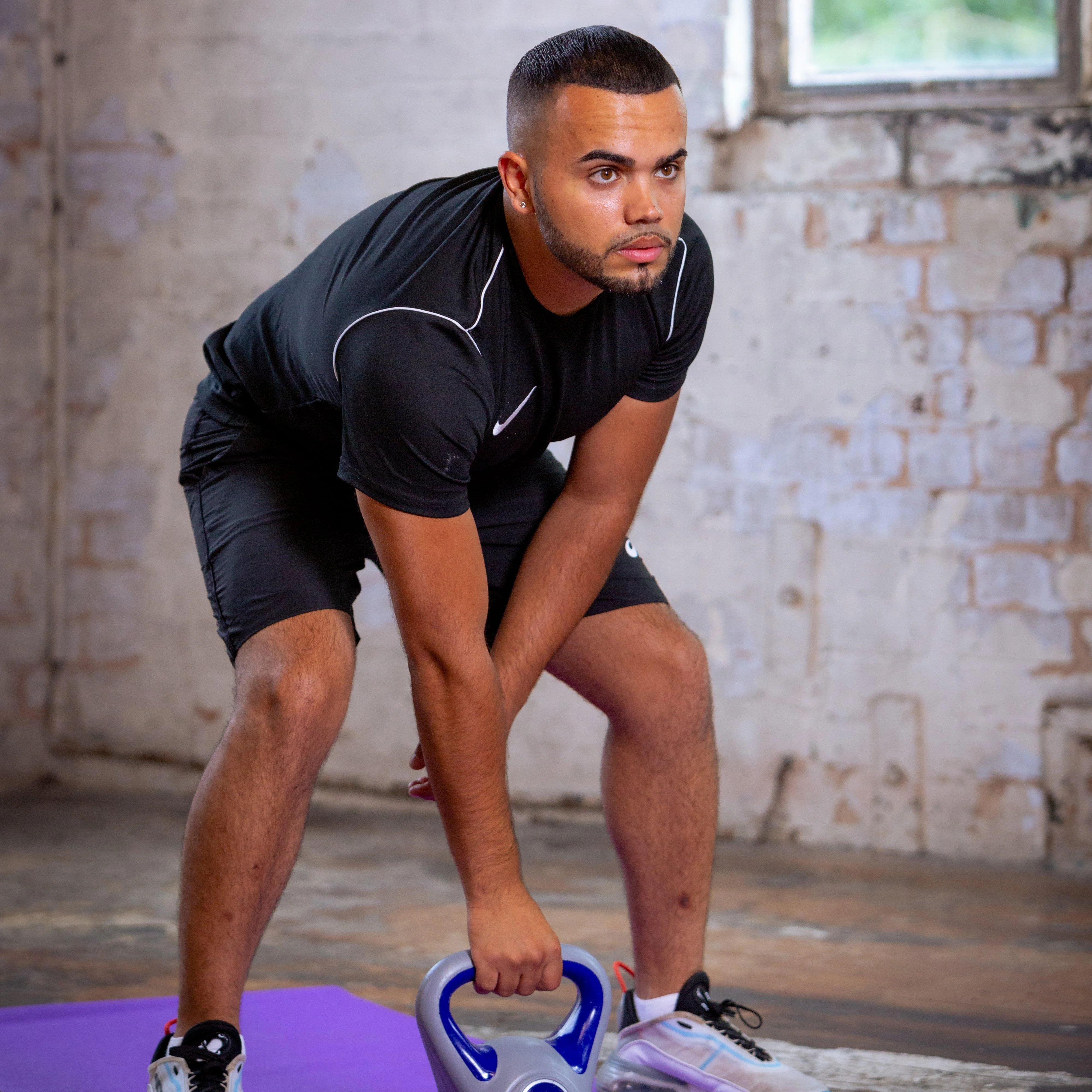 Vinyl Kettlebell 6kg - Image 3