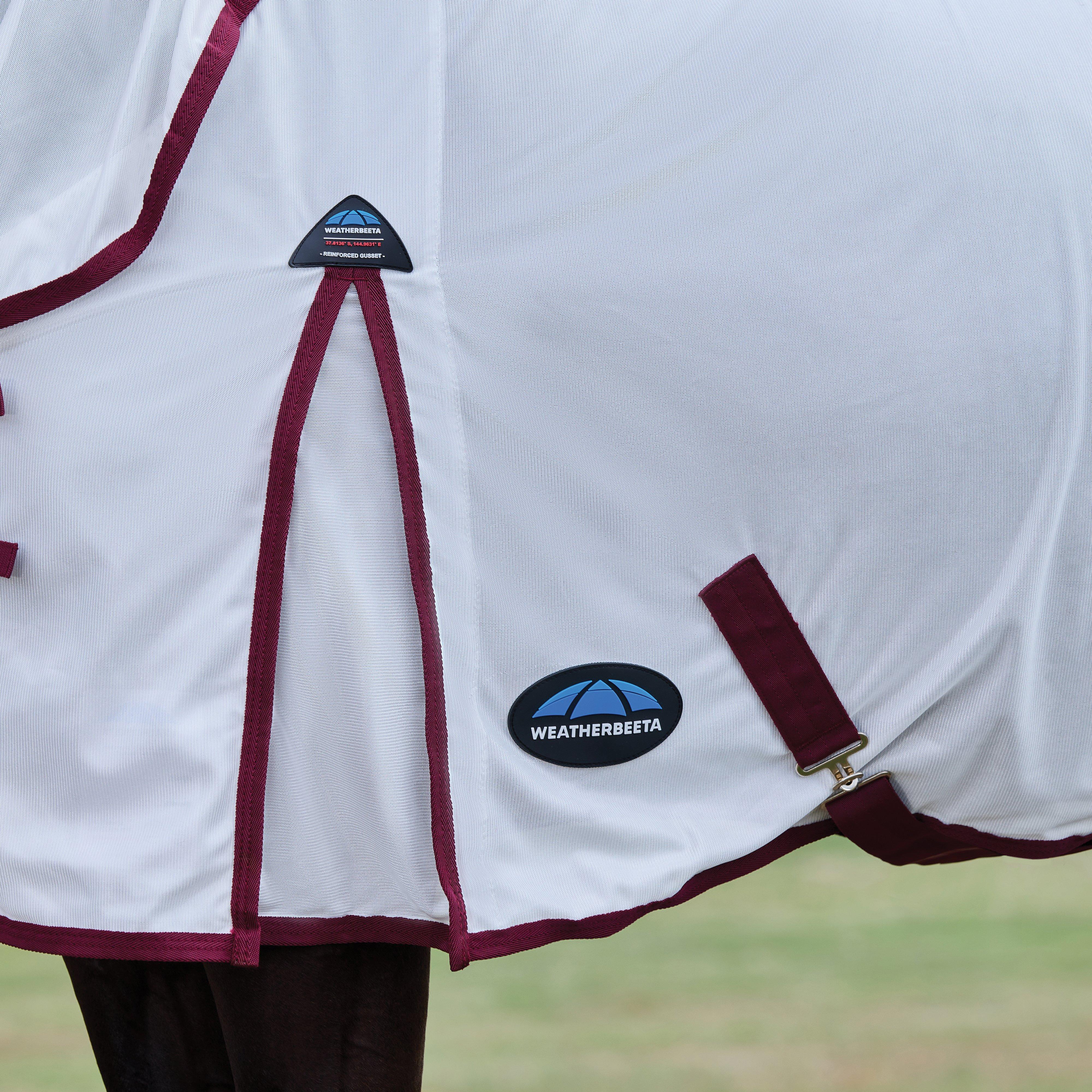 ComFiTec Essential Combo Neck Fly Sheet White/Burgundy - Image 3