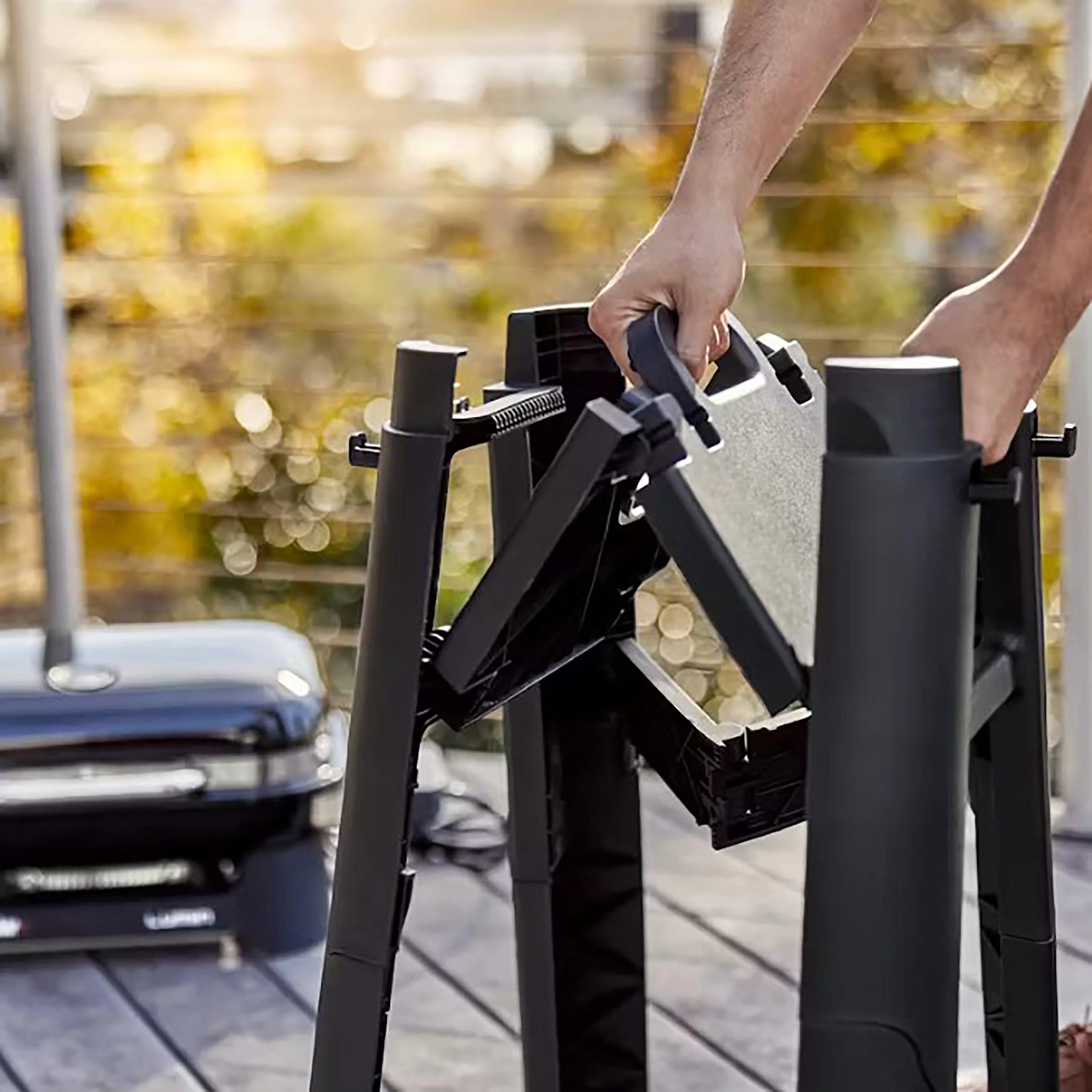 Lumin Electric Barbecue With Stand - Image 3
