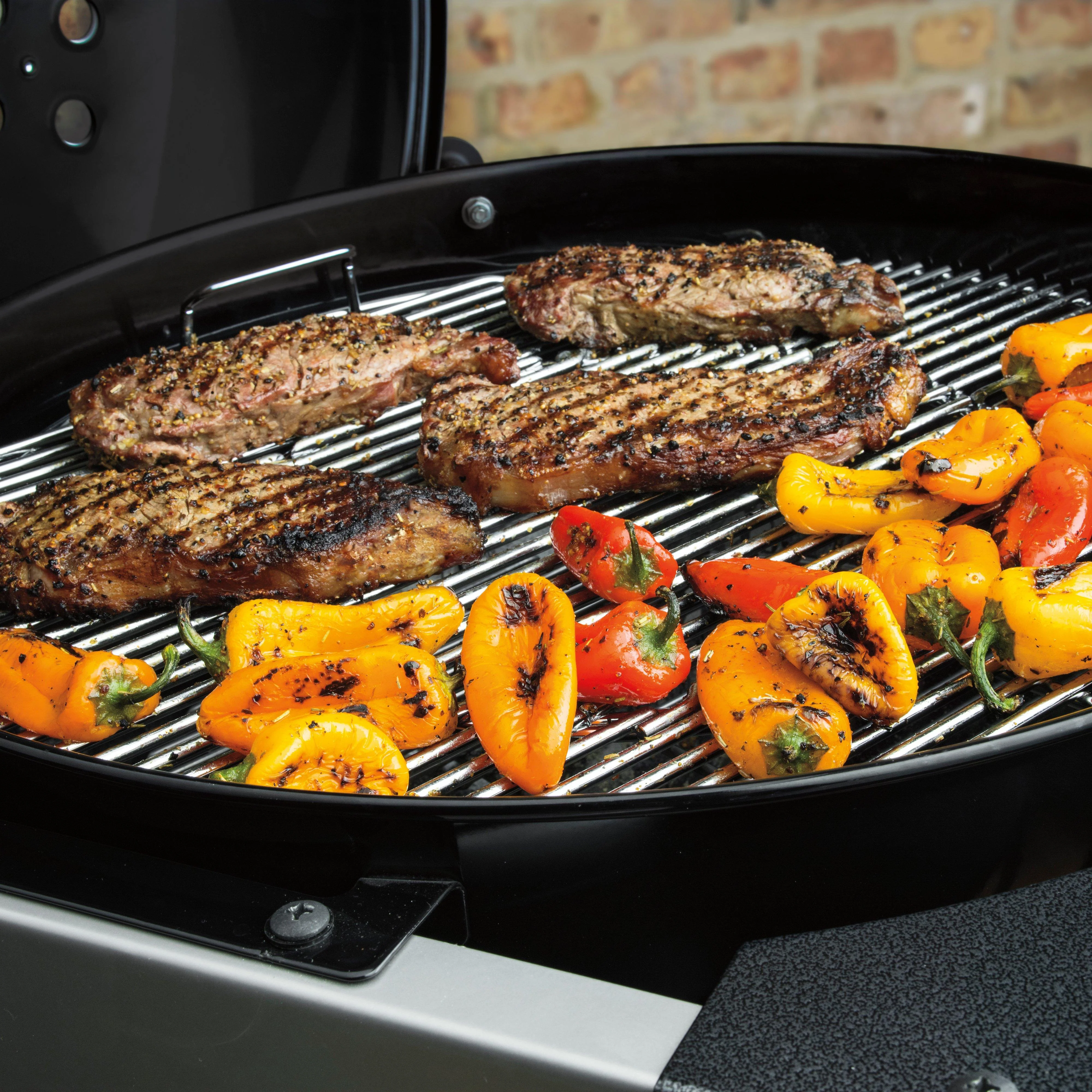 Performer GBS Charcoal Barbecue 57cm - Image 4