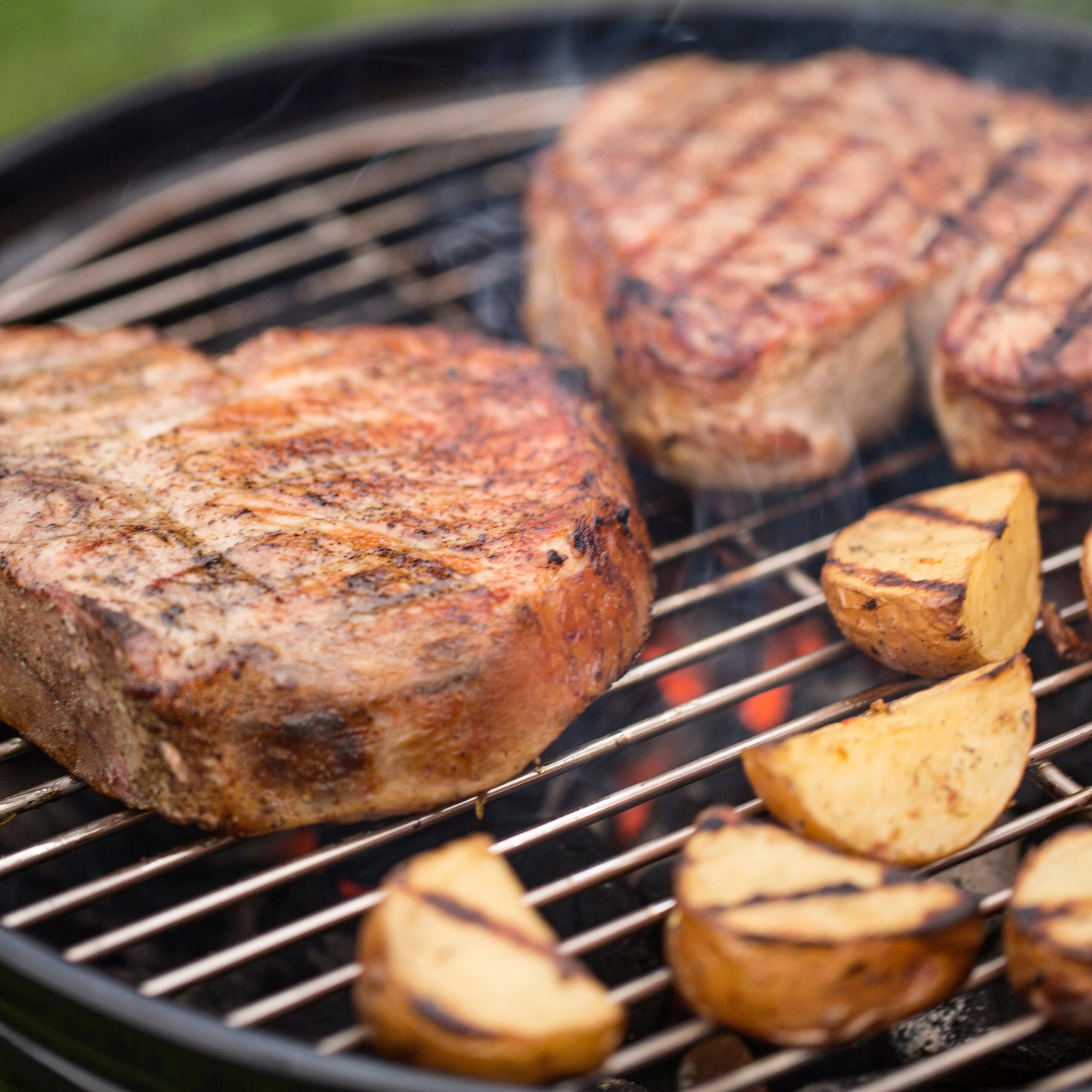 Smokey Joe® Premium Charcoal Barbecue (37cm) - Image 7
