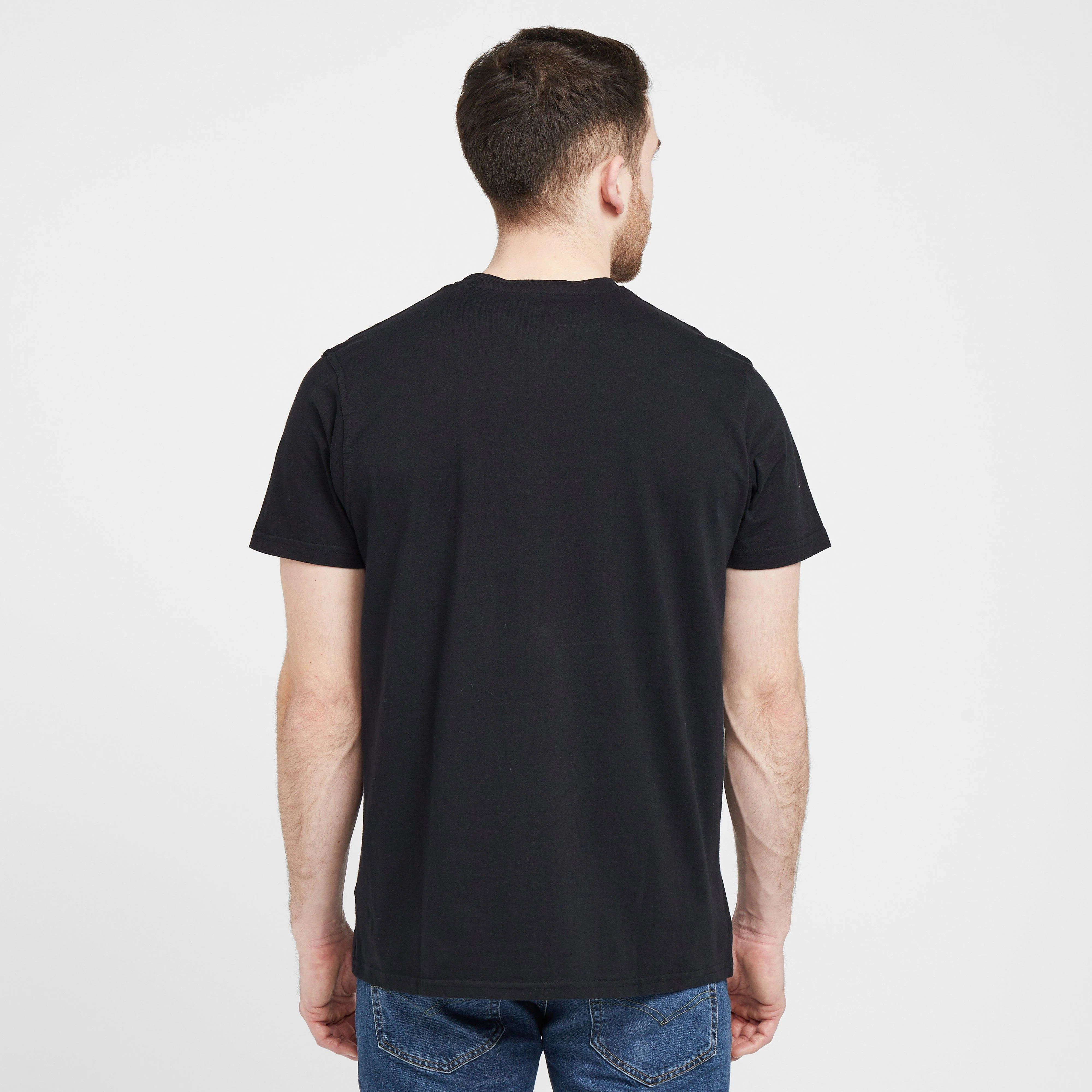 Men's Carp Side Front Print Artist T-shirt - Image 2
