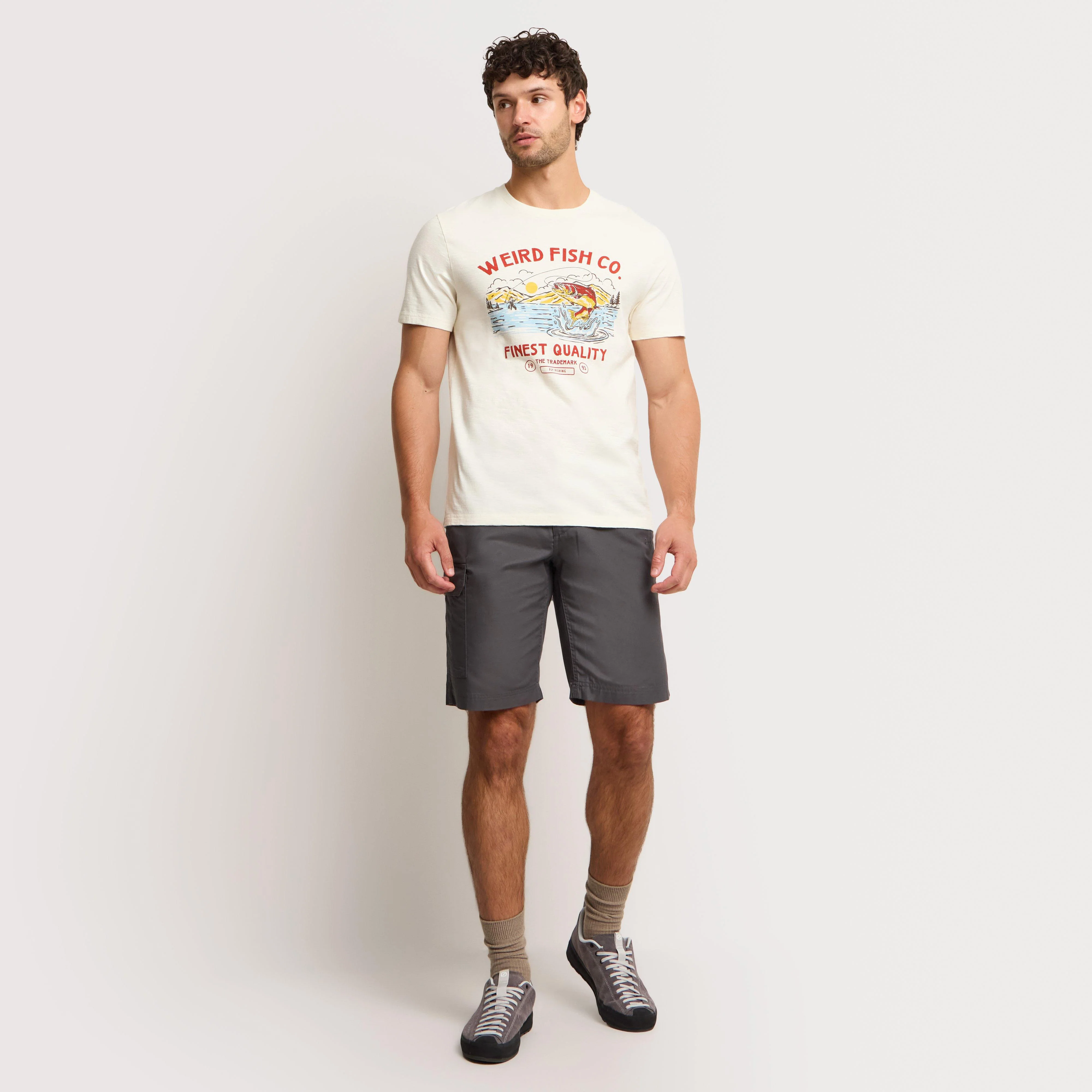 Men's Fish Out Of Water Front Print Graphic T-Shirt - Image 2