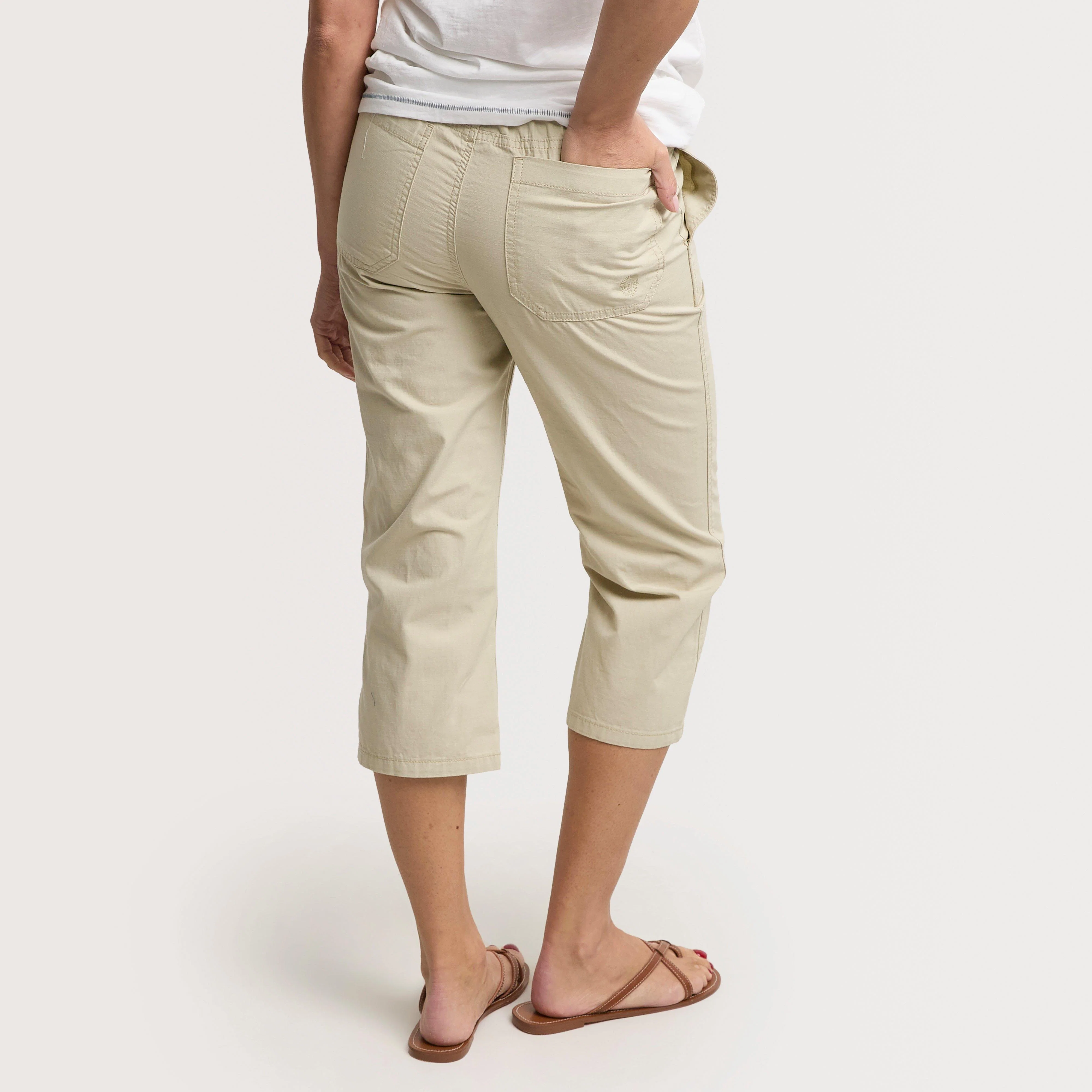 Women's Anyar 3/4 Length Ripstop Trousers - Image 3