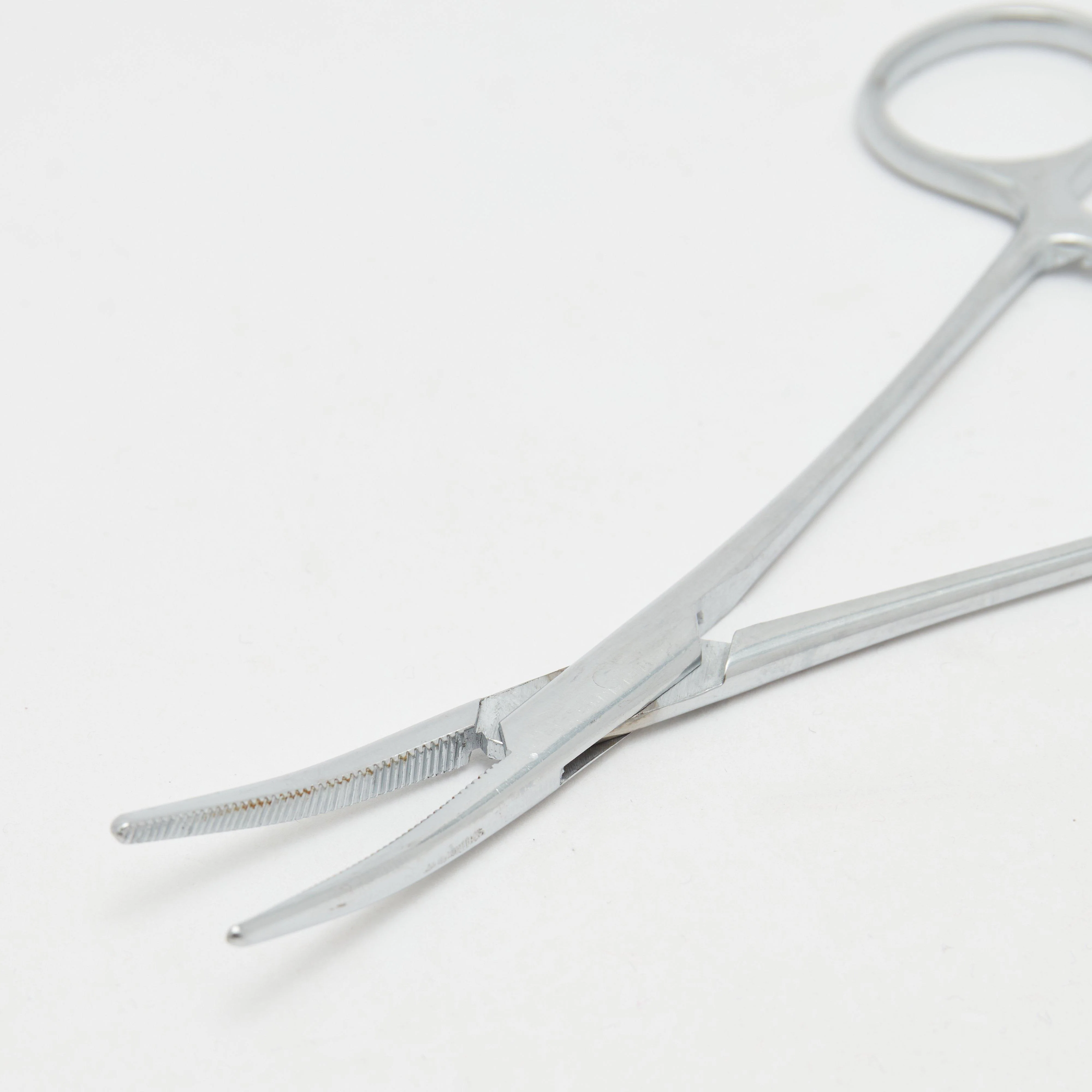 Curved Forceps 16Cm - Image 2