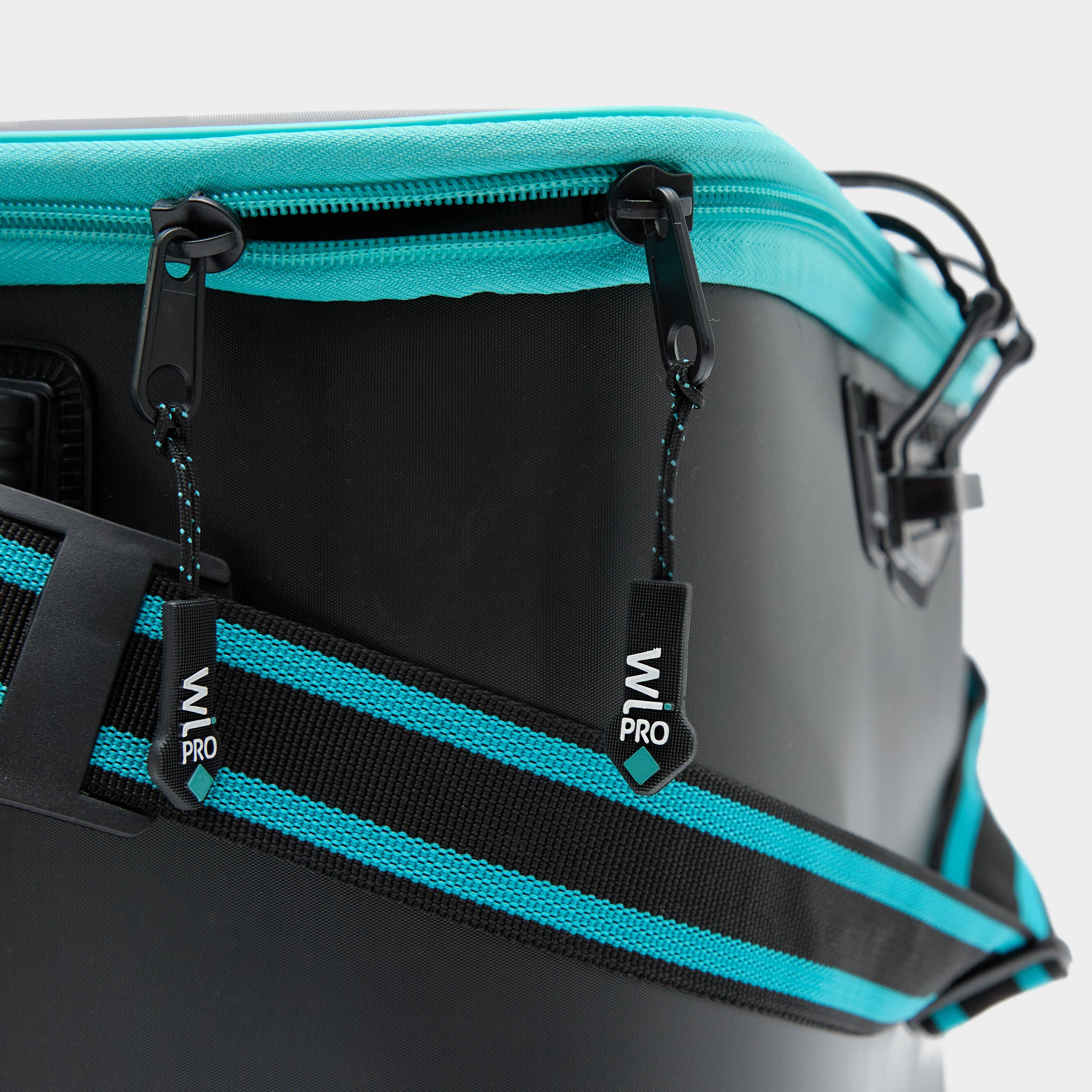 EVA Bait Tackle Bag 45L - Image 6