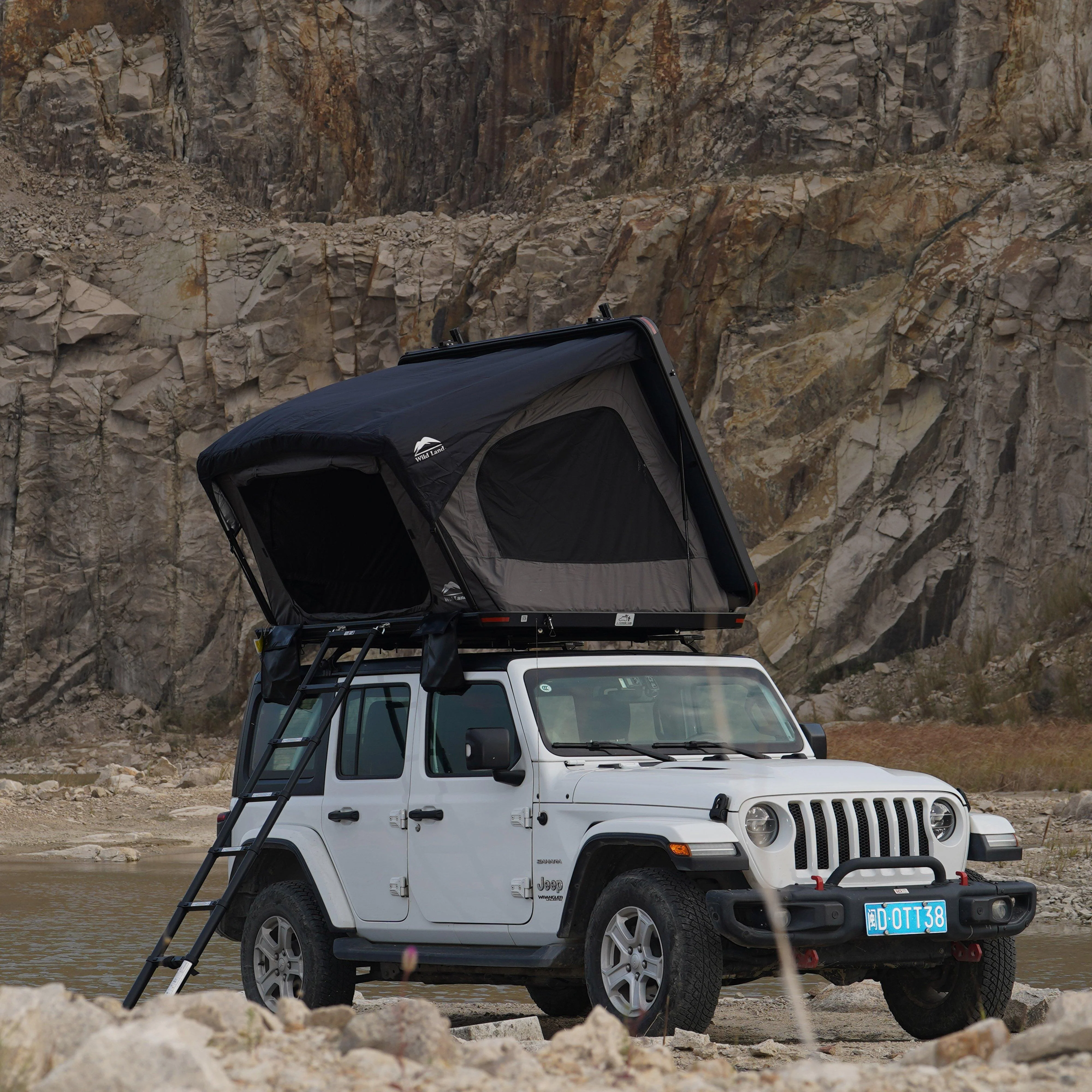 Desert Cruiser 120 Roof Top Tent - Image 8