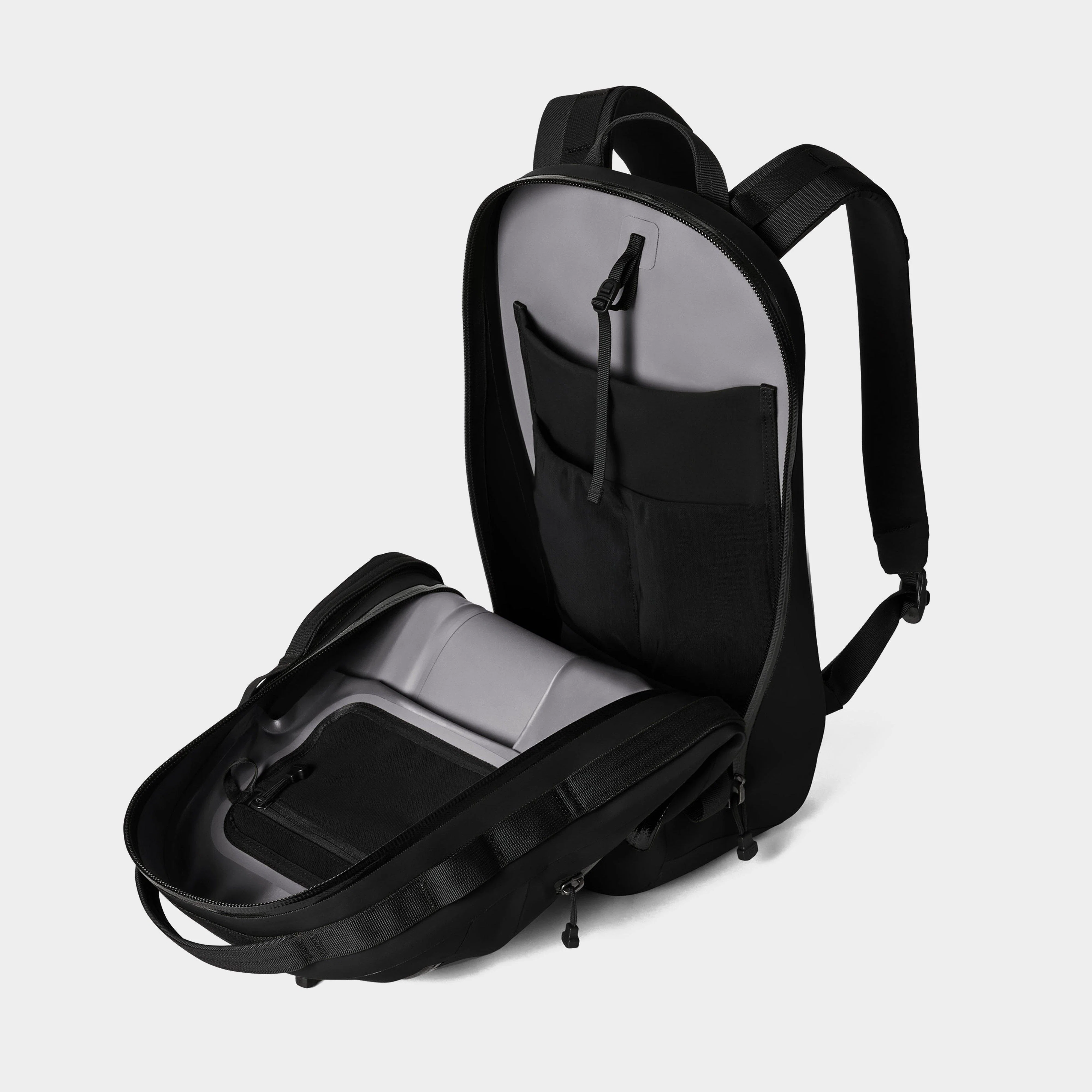 Cayo 25L All-Weather Backpack - Image 4