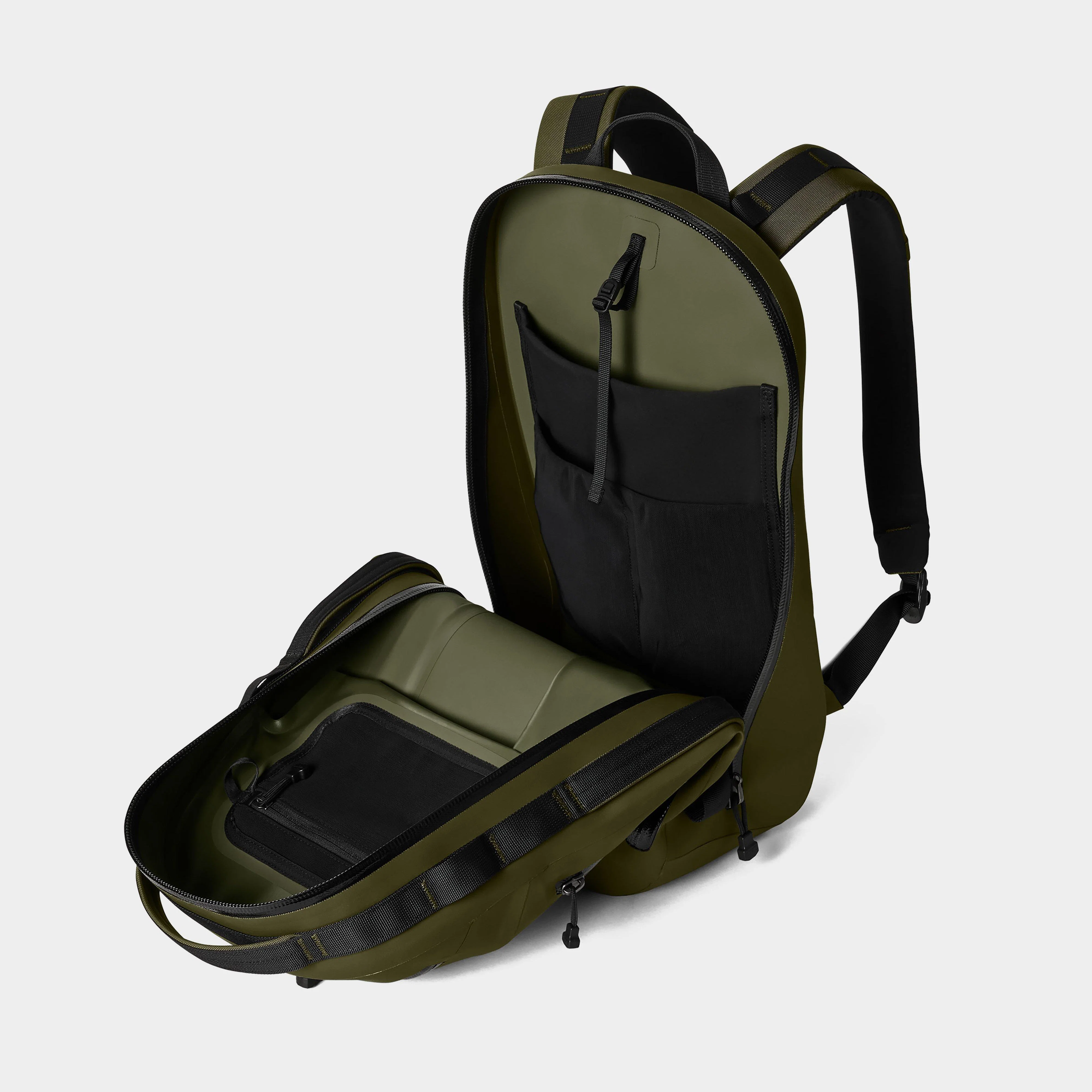 Cayo 25L All-Weather Backpack - Image 4