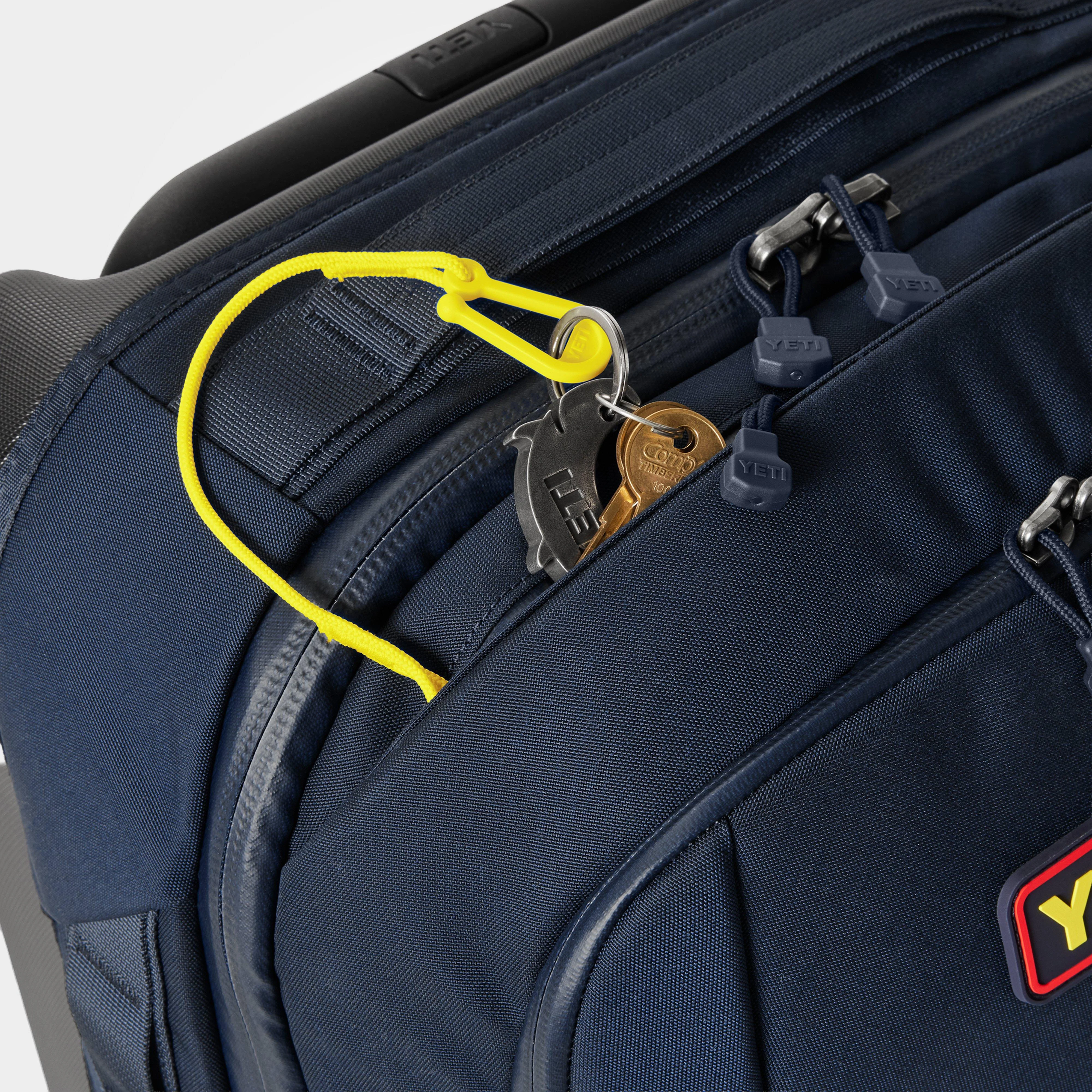 Red Bull Racing Crossroads® 22L Luggage Bag - Image 5